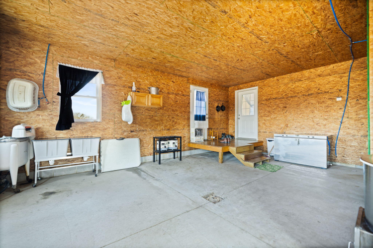 Listing Image 65