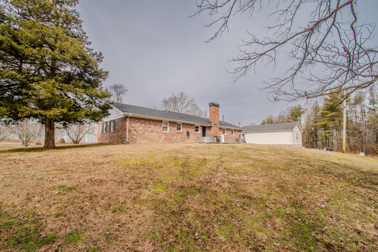 Listing Image 28