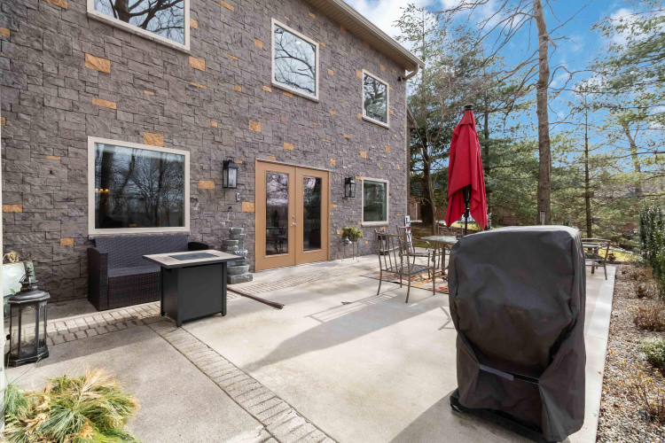 Listing Image 50