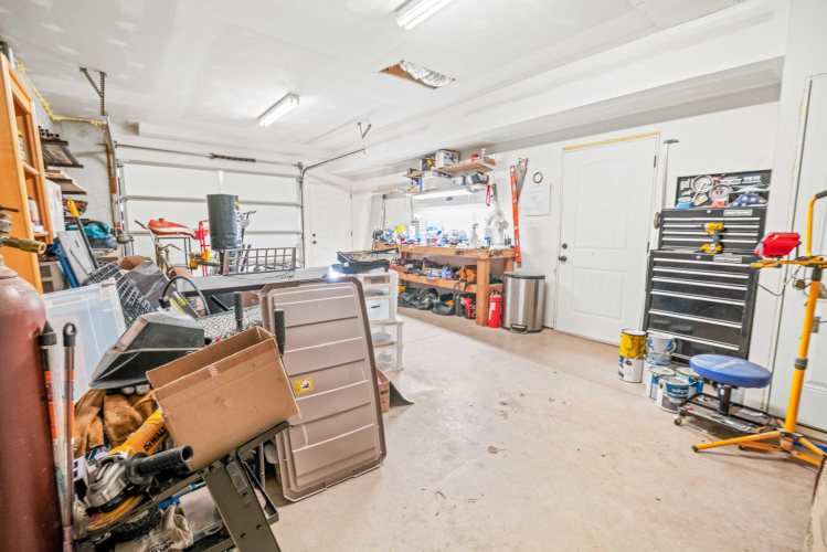 Listing Image 52