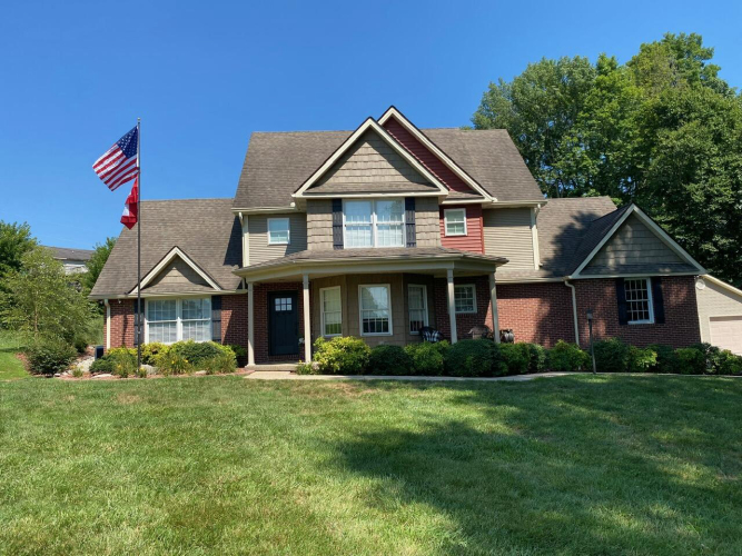 Listing Image 4