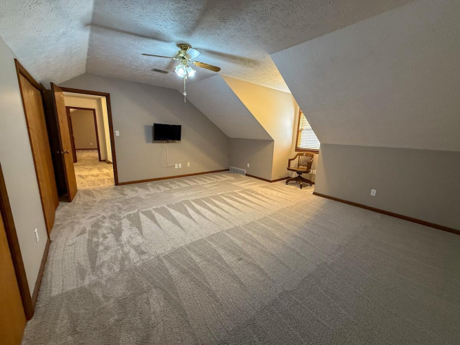 Listing Image 36