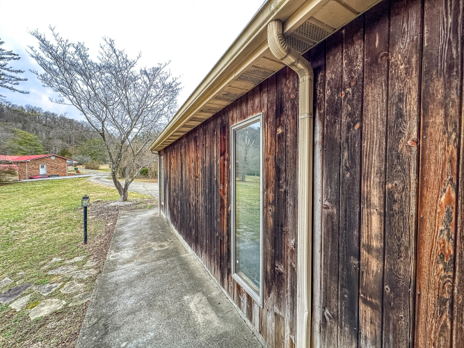 Listing Image 27