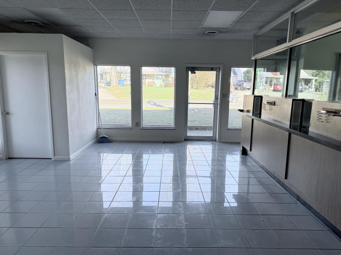 Listing Image 13