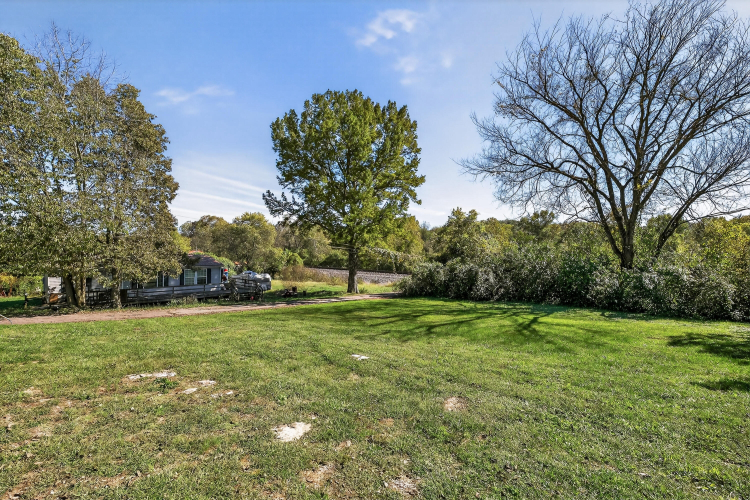 Listing Image 33