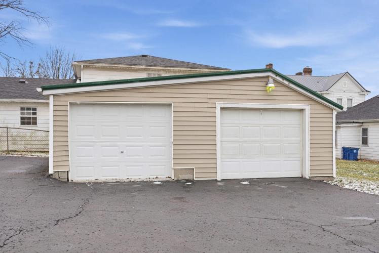 Listing Image 29
