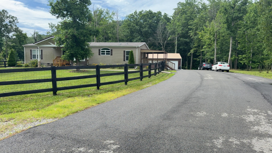 Listing Image 5