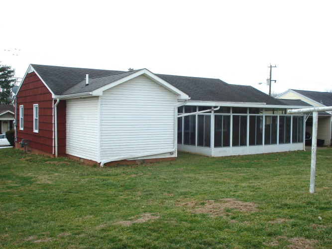 Listing Image 6