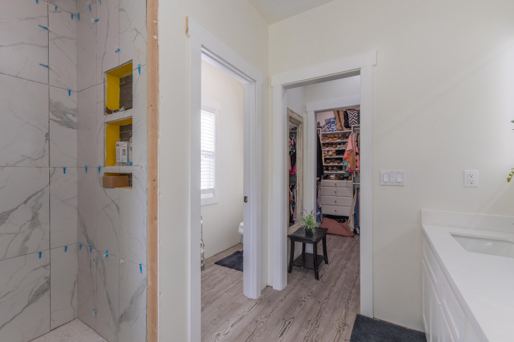 Listing Image 41