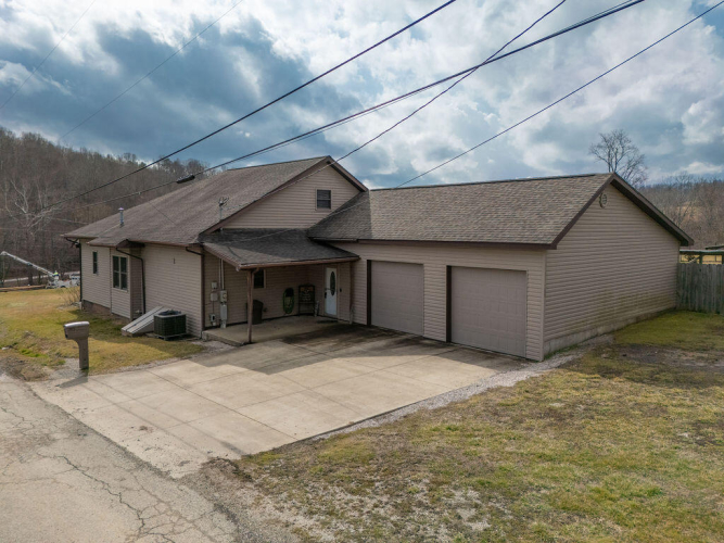 Listing Image 38