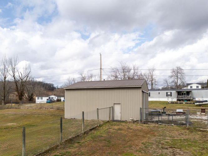 Listing Image 49