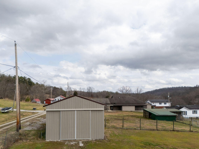 Listing Image 50