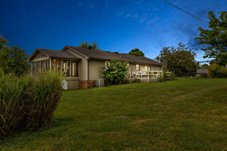 Listing Image 20