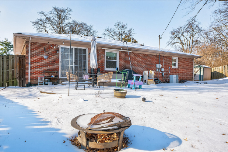 Listing Image 19