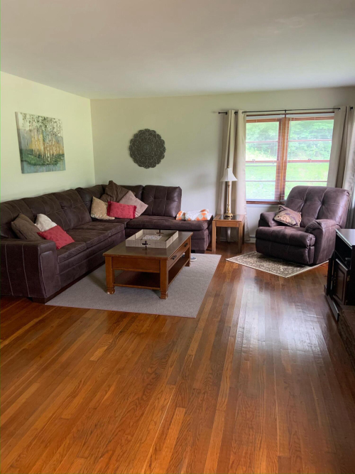 Listing Image 22