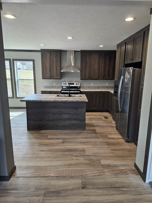 Listing Image 19