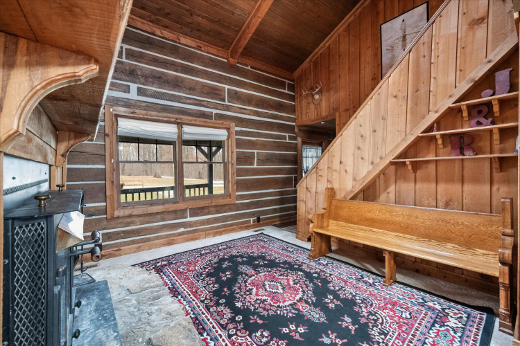 Listing Image 16