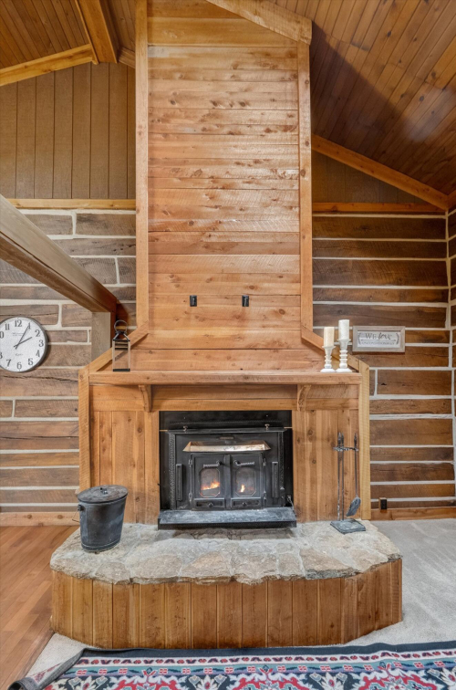 Listing Image 19