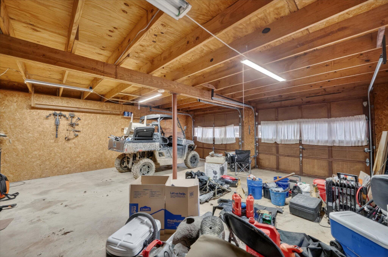 Listing Image 42