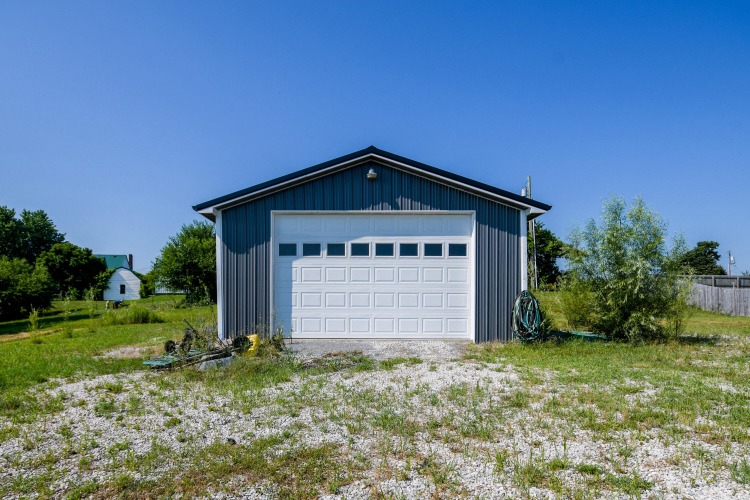 Listing Image 18