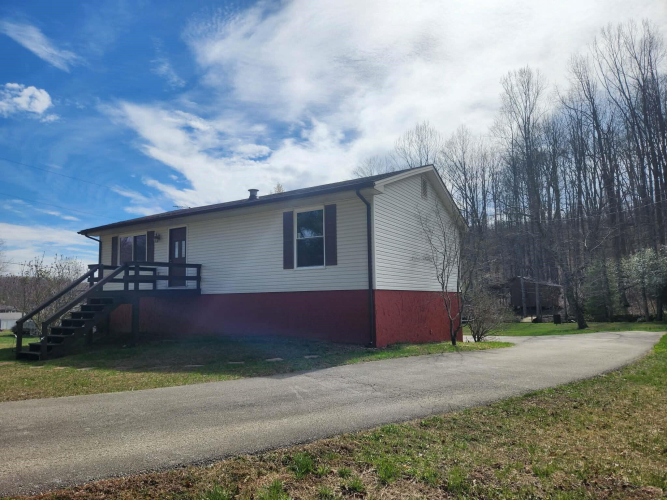 Listing Image 19