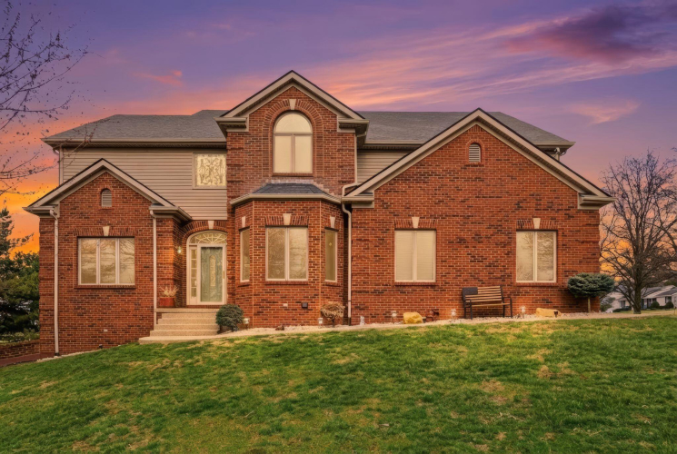 Listing Image 102