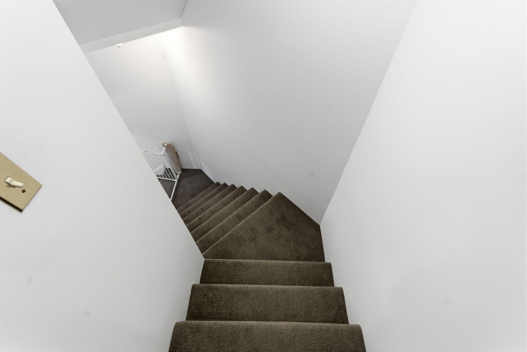 Listing Image 60