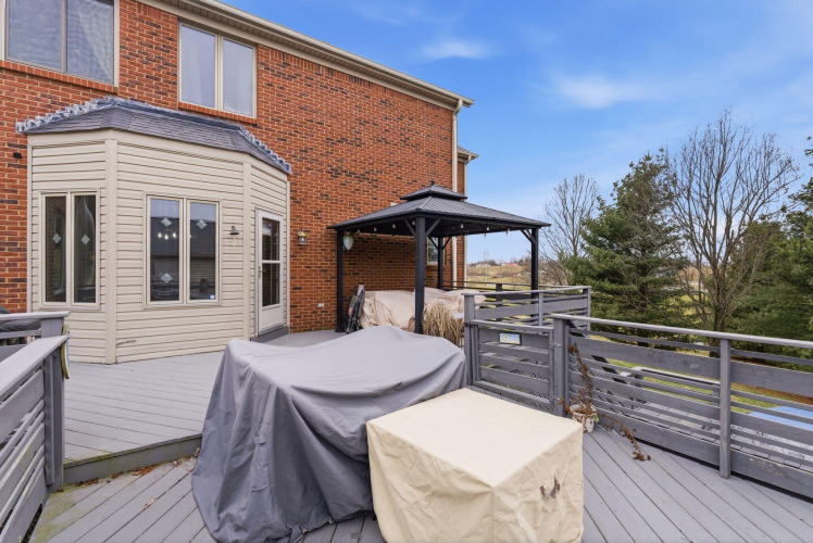 Listing Image 82
