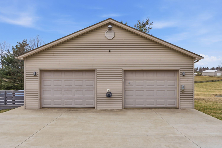 Listing Image 95