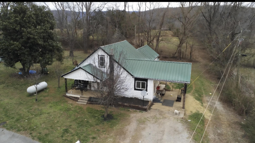 Listing Image 4