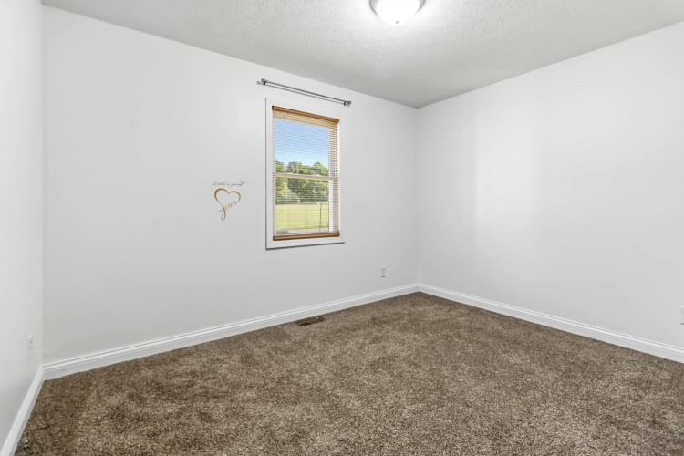Listing Image 41