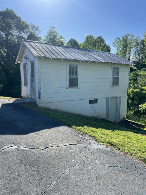 Listing Image 47