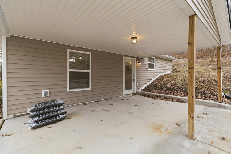 Listing Image 44