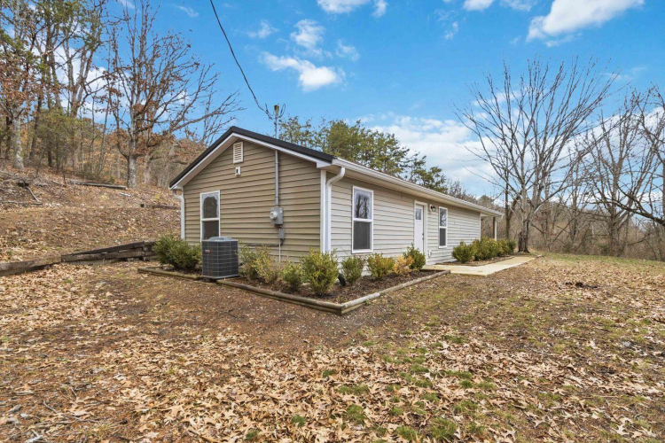 Listing Image 45