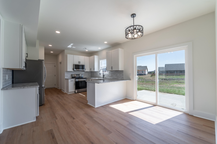 Listing Image 10