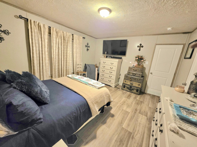Listing Image 55
