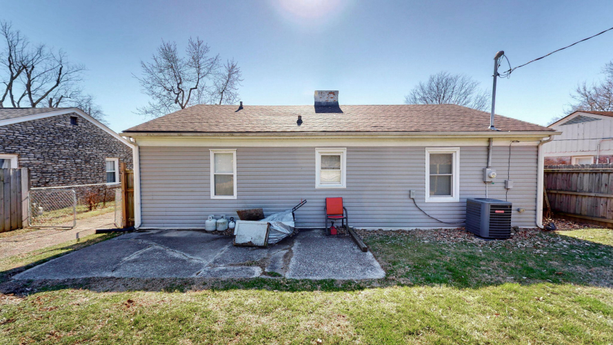Listing Image 24