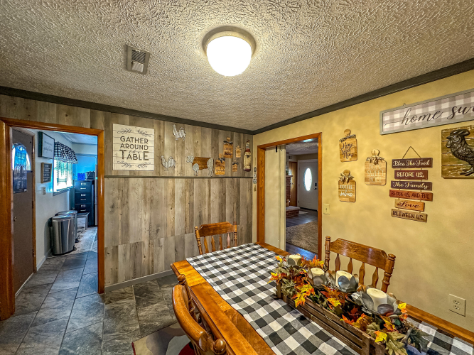 Listing Image 24