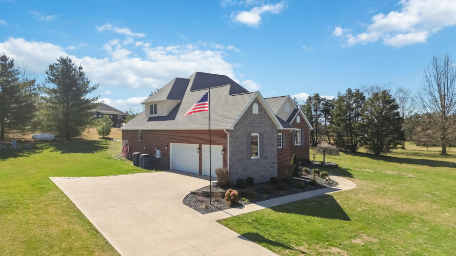 Listing Image 58