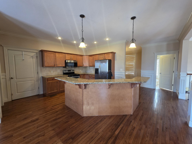 Listing Image 21