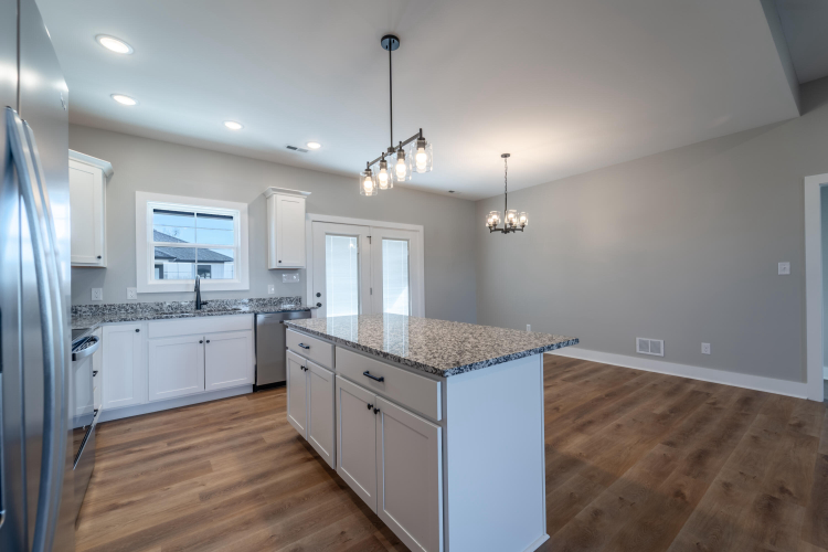Listing Image 15