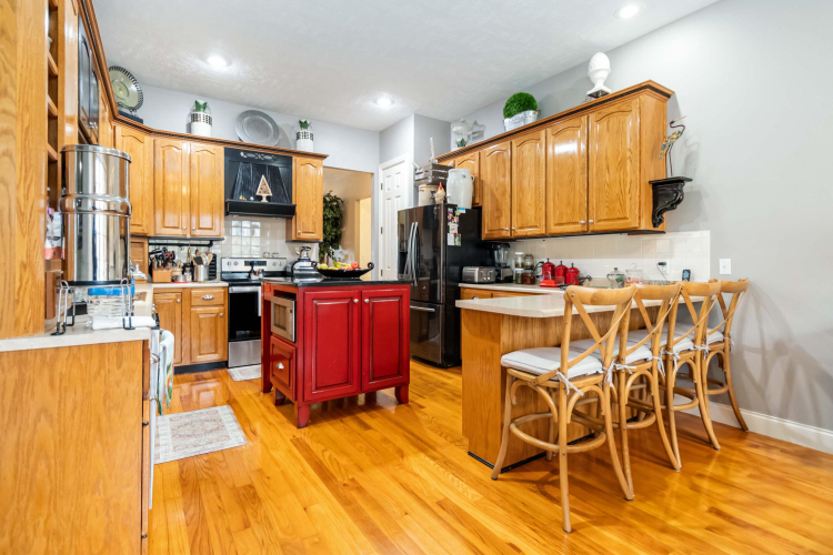 Listing Image 19