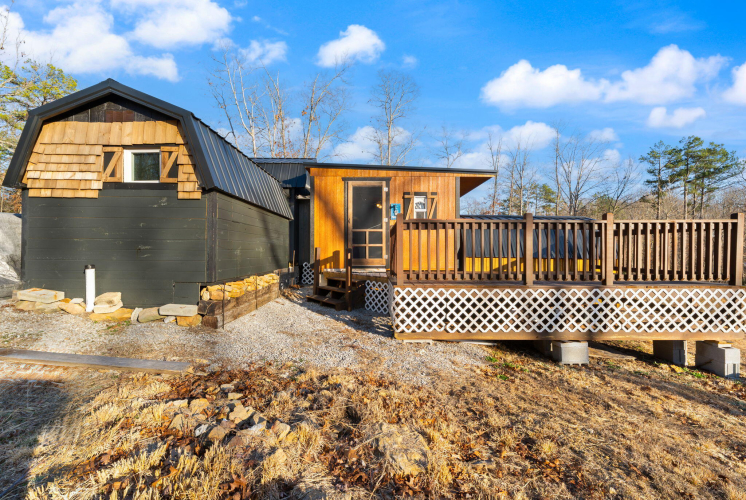 Listing Image 19