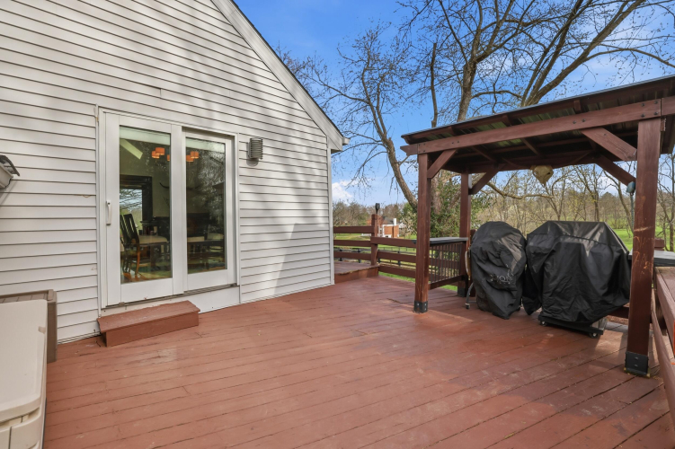 Listing Image 64