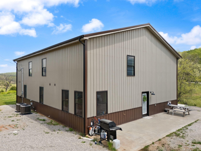 Listing Image 42
