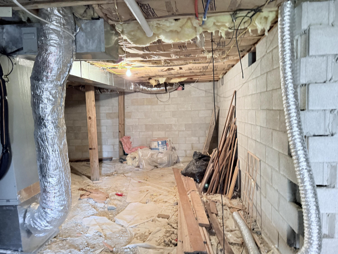 Listing Image 80