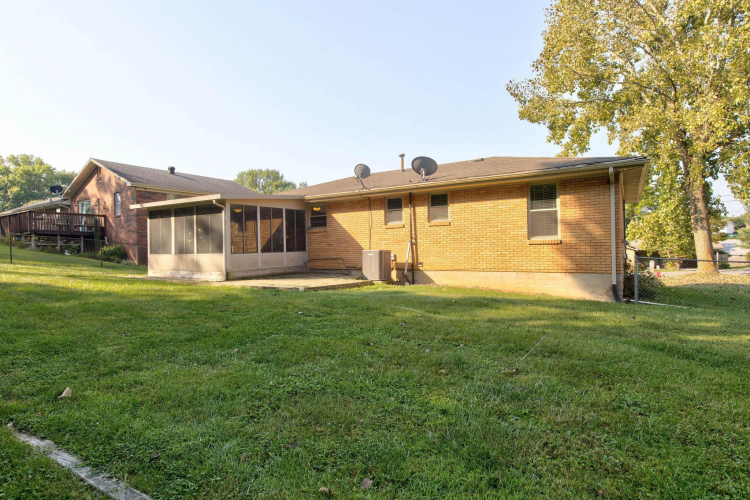Listing Image 27