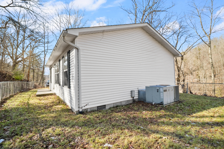 Listing Image 29