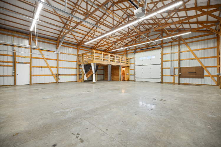Listing Image 40