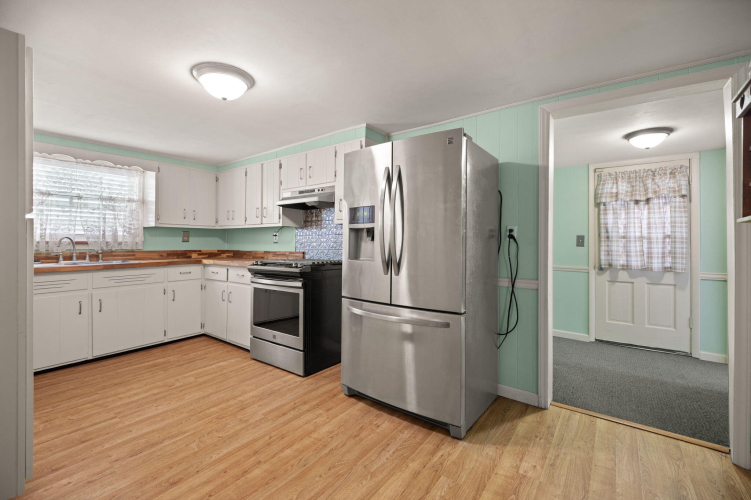 Listing Image 14